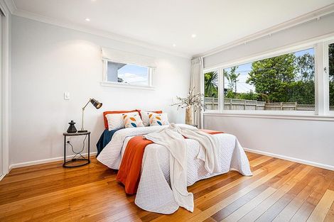 Photo of property in 10 West Lynn Road, Titirangi, Auckland, 0604