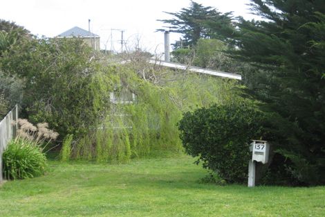 Photo of property in 137 Kahukura Avenue, Waitarere Beach, Levin, 5510
