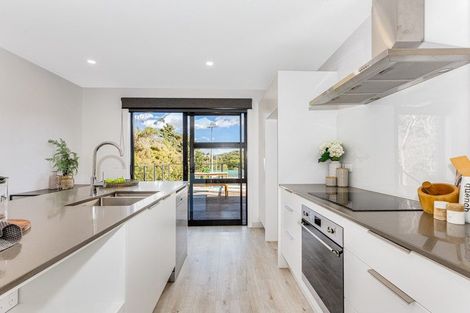 Photo of property in 11a Barberry Grove, Maungaraki, Lower Hutt, 5010