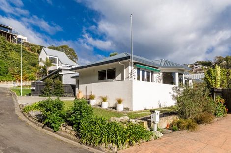 Photo of property in 9 Amner Place, Bluff Hill, Napier, 4110