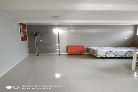 Photo of property in 28 Rotoiti Avenue, Pakuranga Heights, Auckland, 2010