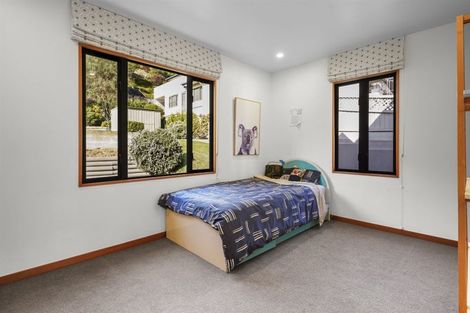 Photo of property in 5 Virginia Lane, Mount Pleasant, Christchurch, 8081