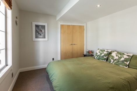 Photo of property in 5 Poaka Place, Taradale, Napier, 4112