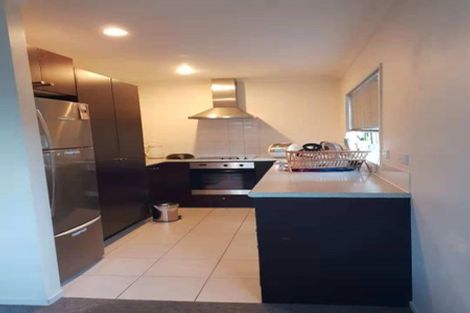 Photo of property in 3 Charta Place, Sunnyvale, Auckland, 0612