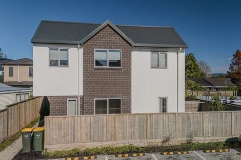 Photo of property in 6/51 Wharf Road, Te Atatu Peninsula, Auckland, 0610