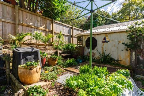 Photo of property in 12 Whangarei Heads Road, Onerahi, Whangarei, 0110