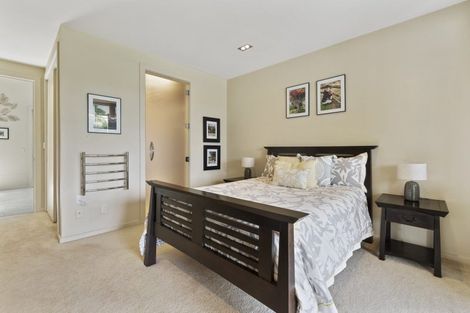 Photo of property in 15 Tarahunga Road, Levin, 5571