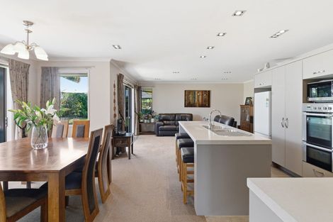 Photo of property in 631 Gloucester Road, Papamoa Beach, Papamoa, 3118