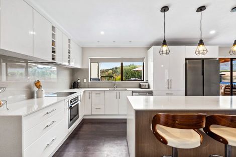 Photo of property in 6 Cumberland Rise, Taradale, Napier, 4112