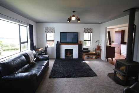 Photo of property in 13 York Crescent, Westown, New Plymouth, 4310