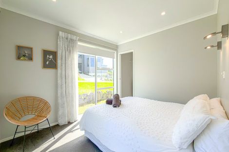 Photo of property in 5 Ross Place, Whiritoa, Whangamata, 3691