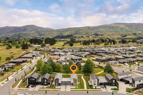 Photo of property in 28 Woods Crescent, Cromwell, 9310