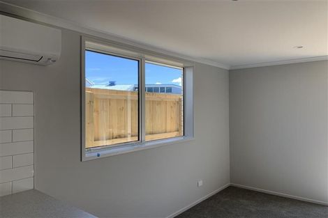 Photo of property in 10a Mcgreal Place, Weymouth, Auckland, 2103