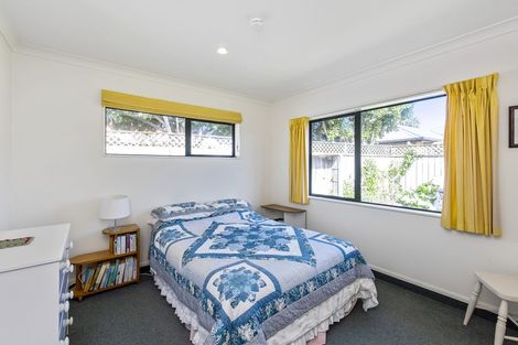 Photo of property in 10 Aburoc Place, Paraparaumu Beach, Paraparaumu, 5032