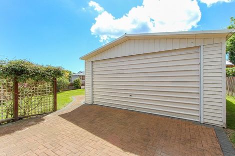 Photo of property in 17 Rewarewa Street, Owhata, Rotorua, 3010