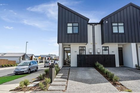 Photo of property in 23 Alliance Lane, Papakura, 2110