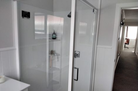 Photo of property in 1/21 Bloomfield Terrace, Hutt Central, Lower Hutt, 5010