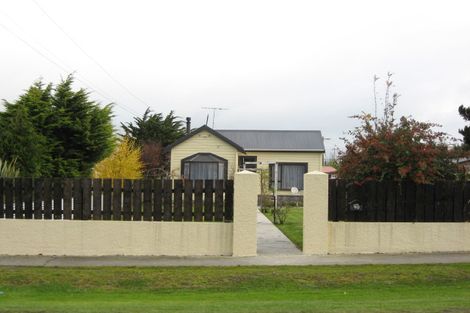 Photo of property in 90 Johnson Street, Milton, 9220