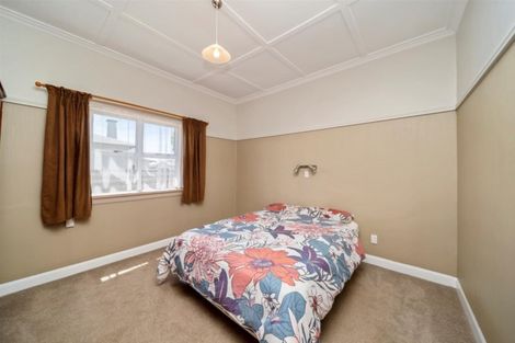 Photo of property in 20 Caledonia Street, Hawera, 4610