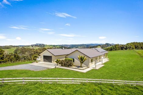 Photo of property in 30 Mahurangi East Road, Snells Beach, 0982