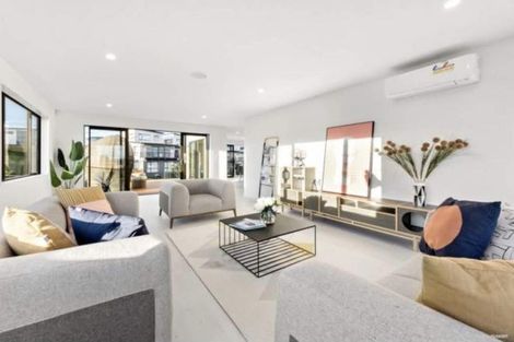 Photo of property in 45 Ascension Crescent, Orewa, 0931