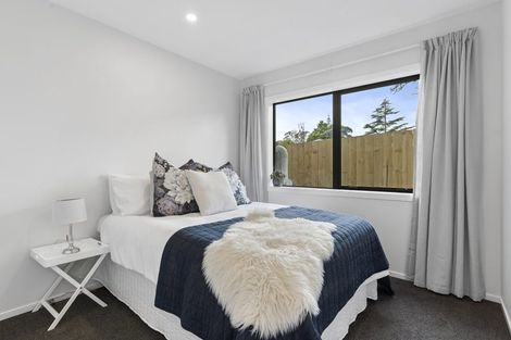 Photo of property in 24a Hayman Place, Beach Haven, Auckland, 0626