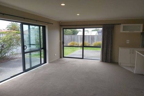 Photo of property in 5 Westpark Drive, Burnside, Christchurch, 8053