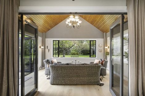 Photo of property in 196 Athlone Drive, Cambridge, 3434