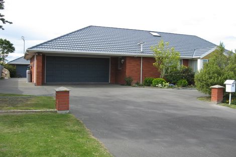 Photo of property in 5 Hilton Drive, Amberley, 7410