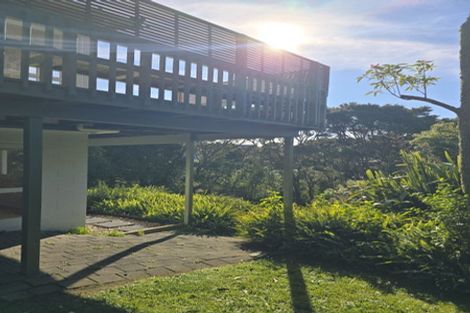 Photo of property in 7 Tranquil Glade, Hillcrest, Auckland, 0627