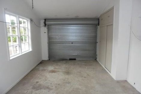 Photo of property in 17 Caribou Place, Kingston, Wellington, 6021