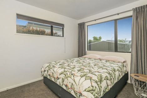 Photo of property in 16 Navigation Drive, Whitby, Porirua, 5024