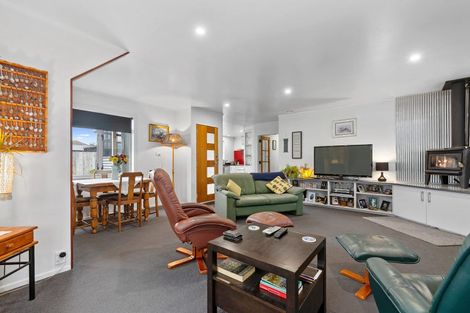 Photo of property in 32 Baird Road, Tokoroa, 3420