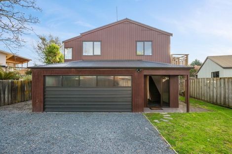 Photo of property in 2/11 Kereru Street, Two Mile Bay, Taupo, 3330