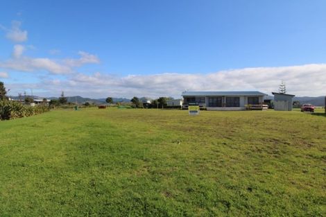 Photo of property in 131 Harbour Drive, Matarangi, Whitianga, 3592