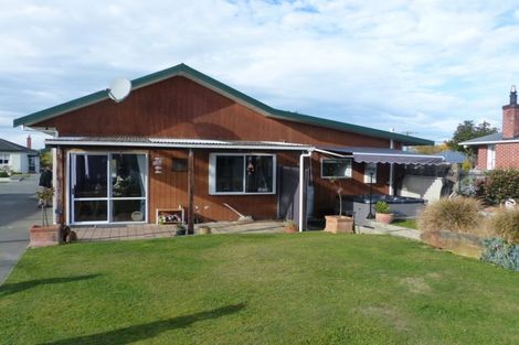 Photo of property in 10 Studholme Street, Waimate, 7924