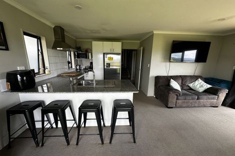 Photo of property in 34 Tiriwa Drive, Massey, Auckland, 0614