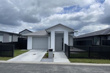 Photo of property in 4 Flatiron Way, Papamoa, 3118