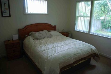 Photo of property in 1/4 Scott Road, Papakura, 2110