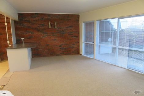 Photo of property in 2/39 Buckingham Crescent, Manukau, Auckland, 2025