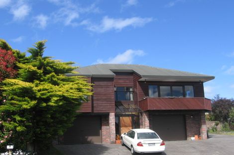 Photo of property in 4 Gladstone Grove, Richmond Heights, Taupo, 3330
