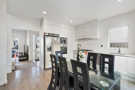 Photo of property in 10 Calcite Avenue, Flat Bush, Auckland, 2019