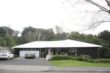 Photo of property in 23 Renown Road, Raumati South, Paraparaumu, 5032
