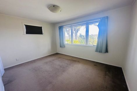 Photo of property in 105 Selwyn Crescent, Forrest Hill, Auckland, 0620