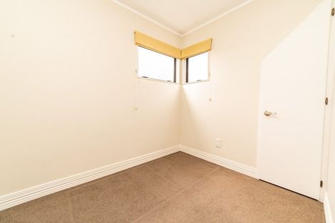 Photo of property in 6a Strowan Avenue, Fairfield, Hamilton, 3214