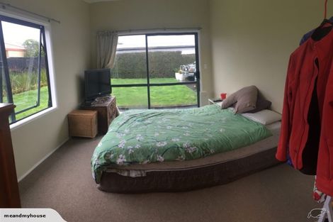 Photo of property in 10 Mears Road, St Andrews, Hamilton, 3200