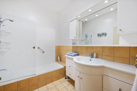 Photo of property in 52 Amritsar Street, Khandallah, Wellington, 6035