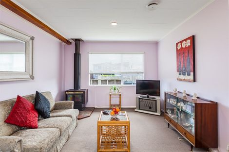 Photo of property in 56 Tiraumea Drive, Pakuranga, Auckland, 2010