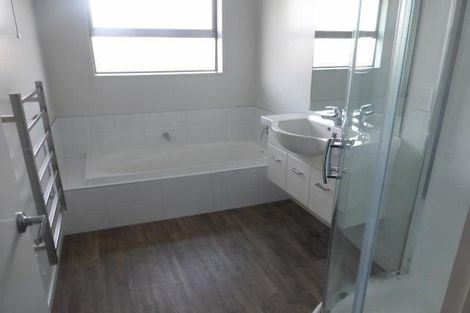 Photo of property in 5 Josephine Crescent, Aidanfield, Christchurch, 8025