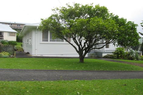 Photo of property in 10 Hilltop Avenue, Morningside, Whangarei, 0110